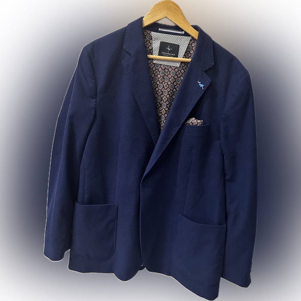 LUXE CASHMERE TOUCH SPORT COAT. Size 44L